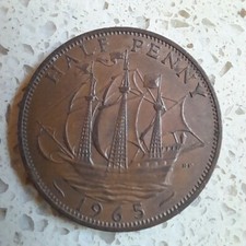 Queen Elizabeth II Half Penny 1965 See Photographs.
