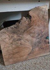 Walnut Live Edge Board – Air
