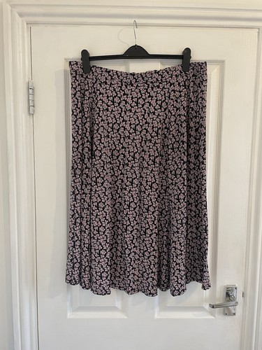 Black mix floral pleated - m&s,