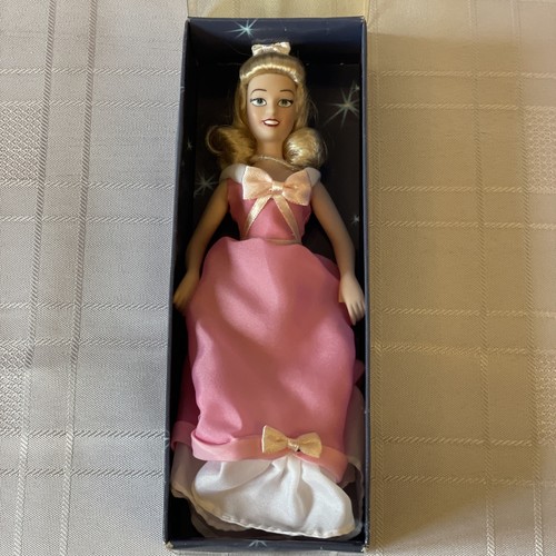 Disney cinderella porcelain - disney,