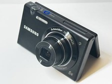 Samsung MV800 Flip-out Selfie