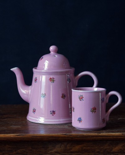 Arthur wood pink teapot mug - arthur,