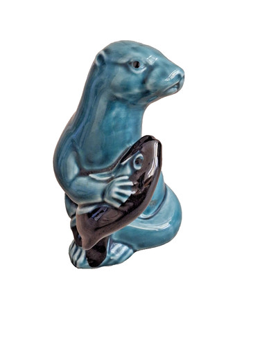 Poole pottery otter with - poole,