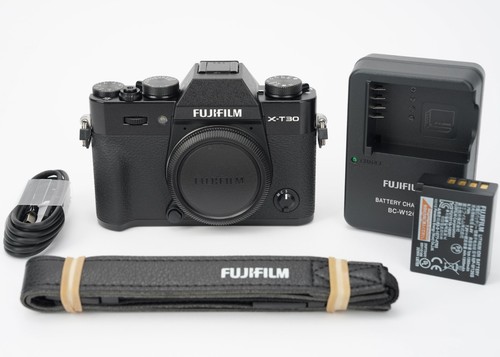 Fujifilm t30 mirrorless - fujifilm,