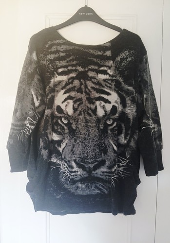 Grey tiger design - grey,