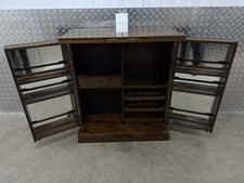 Laura Ashley Garrat Drinks