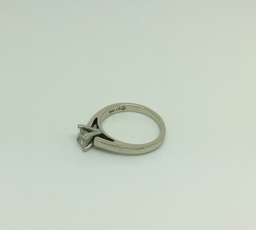 Leo diamond 14k - leo,