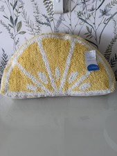 Outdoor Living Lemon Slice