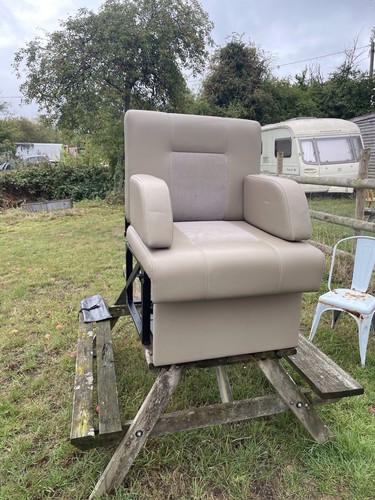 Camper motorhome bed seat rock - bed,