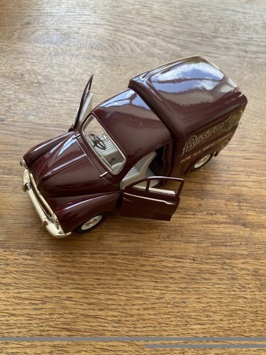 Saico morris minor - van, in