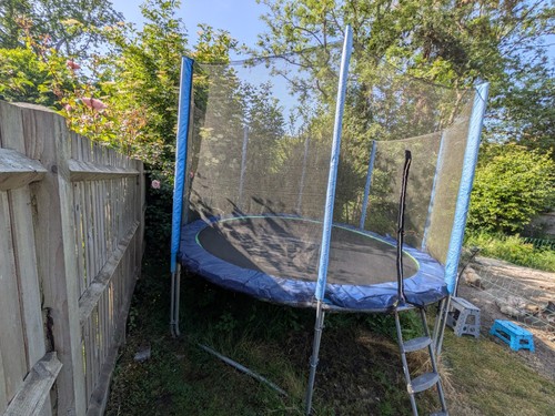 10ft trampoline with safety - 10ft,