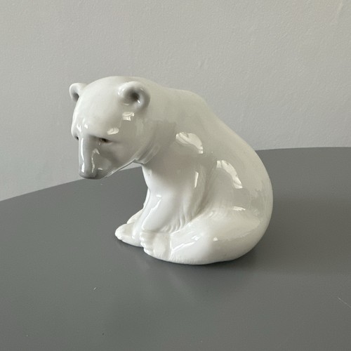 Lladro seated polar - lladro,