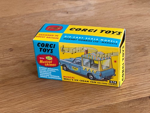 Corgi toys 474 musical - toys,