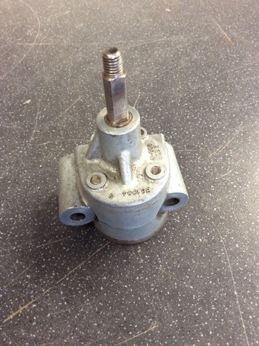 Triumph bsa oil pump 1133 - bsa, 71-1133