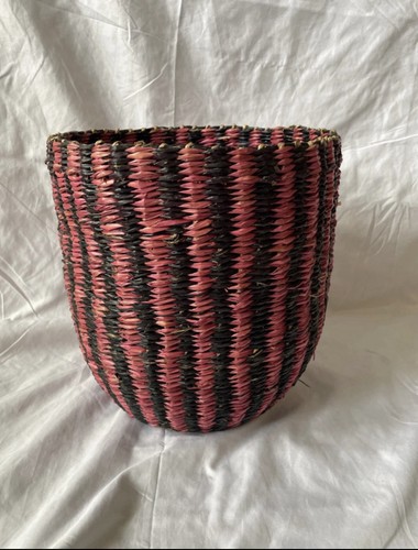 Vibrant woven basket - vibrant, pink