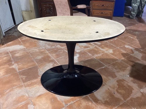 Tulip table alivar - tulip,