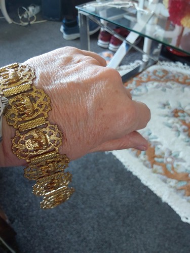 Vintage gold tone elephant - vintage,