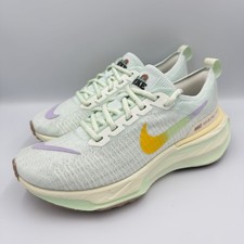 Size 7.5 Nike ZoomX Invincible