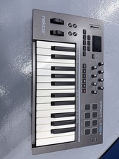 Nektar Impact LX25+ Midi