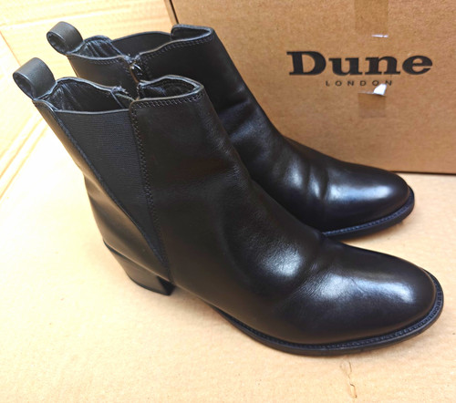 Dune london postcard - dune,