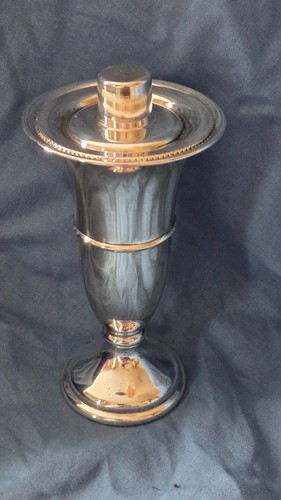 Silver vase with - , lid