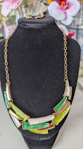 Jewellery set necklace and - set,
