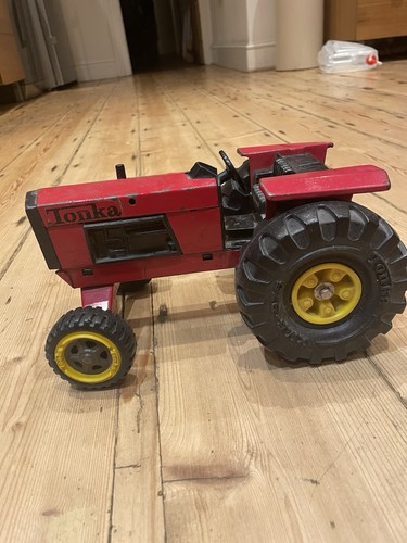 Vintage tonka toy tractor - vintage,