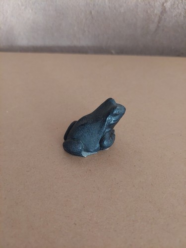 Small classique toad - classique, toad/frog