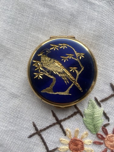 Vintage stratton pill box - vintage,