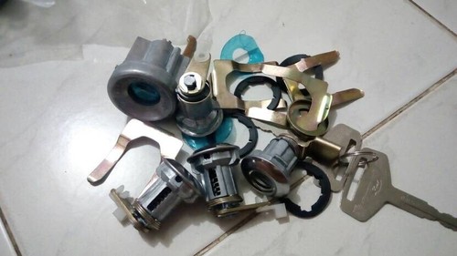 Daihatsu taft rocky feroza f70 - rocky,