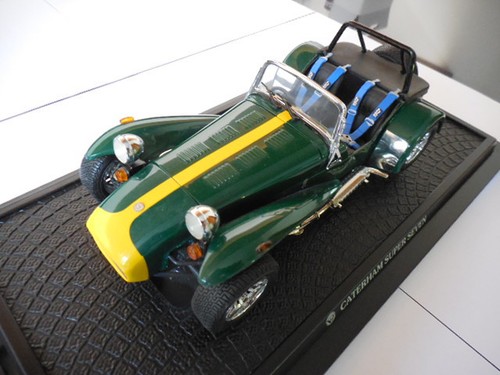 Kyosho die cast caterham - kyosho, 1/18