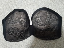 Wonderbra magic hand push-up