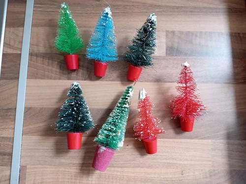 Vintage bottlebrush - 7,
