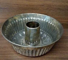 Vintage Bundt Cake Tin 