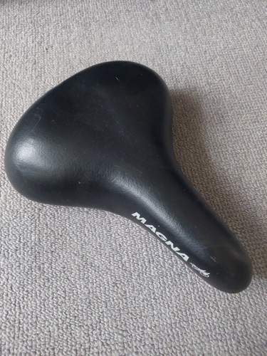 Magna bike saddle - bike, black