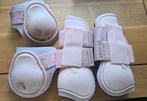 Horze set pink tendon - pink, and