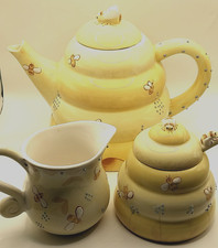 Block~Buzz Buzz~Large Teapot