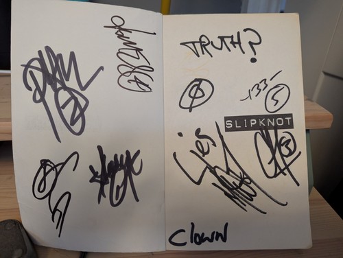 Signed slipknot book - signed,