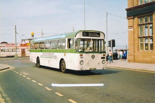 517m 6x4 bus photo - ,