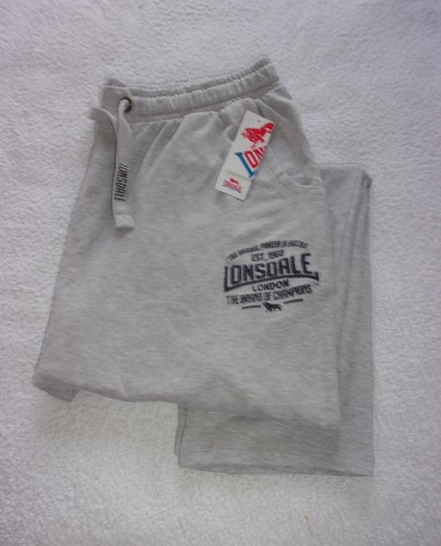 Bnwt selection adult - of,
