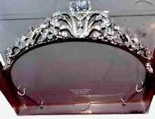 NEW HEART TIARA Silver Cubic