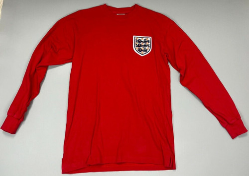 Bobby moore england 1966 - england,