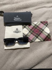 RRP £215 Authentic Vivienne