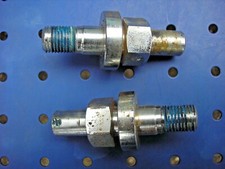 BOLT STRUTS APPROX 125 REBEL