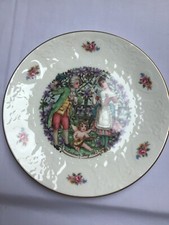 Vintage collectibles Royal Doulton Valentines Day Plate 1982 No Box Present