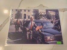 CLINT EASTWOOD SIGNED PHOTO