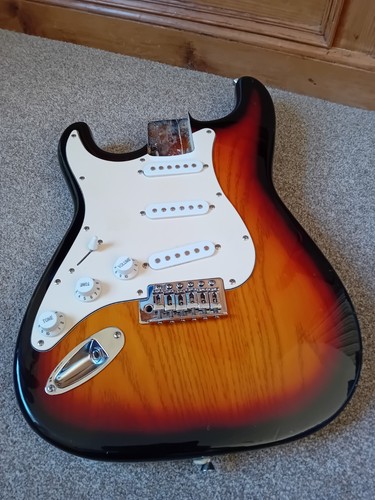 Loaded stratocaster type - stratocaster, body