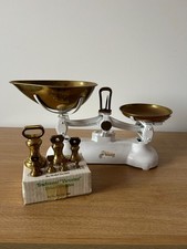 vintage libra Lbrasco weighing