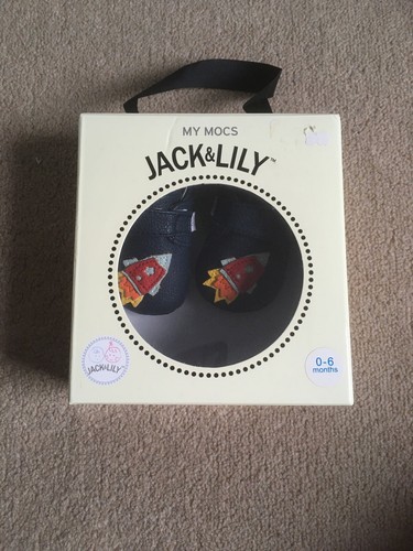 Jack lily baby - baby, walking