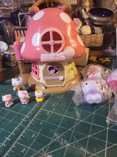 Sanrio hello kitty melody - sanrio,